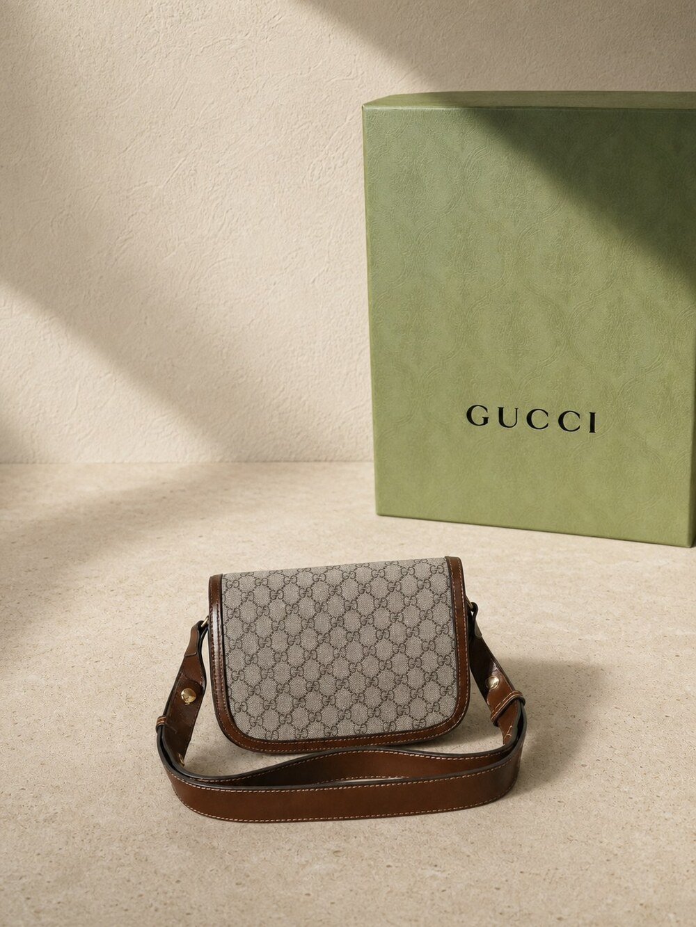 Gucci Horsebit 1955 Medium Shoulder Bag | New / Unused - Picture 2 of 5